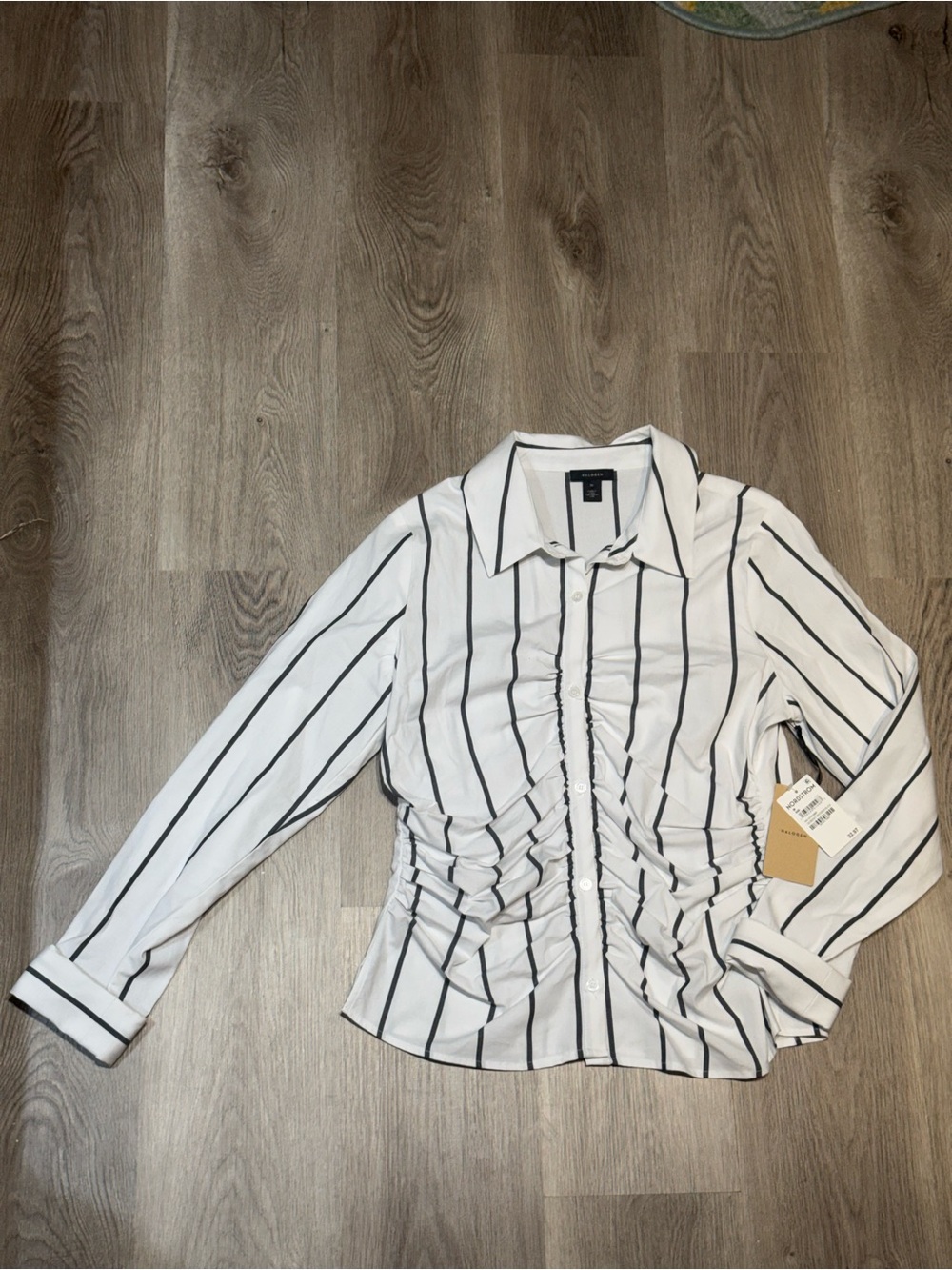 White grey-Stripe Ruched Button-Front Shirt